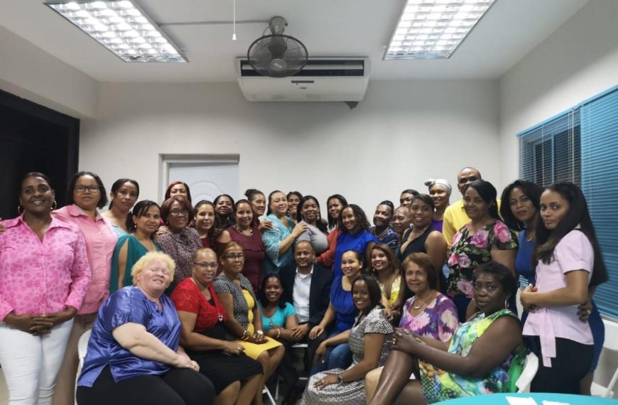 Hospital Jaime Mota agasa a bioanalistas en su día