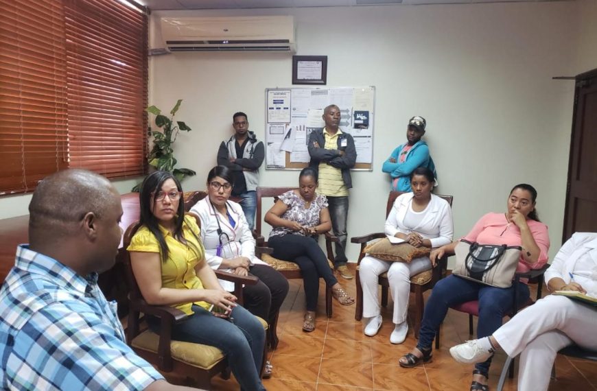 Hospital Jaime Mota se reune con personal de emergencias