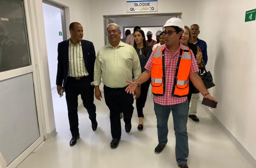 Visita del Director del SNS Chanel Rosa Chupany