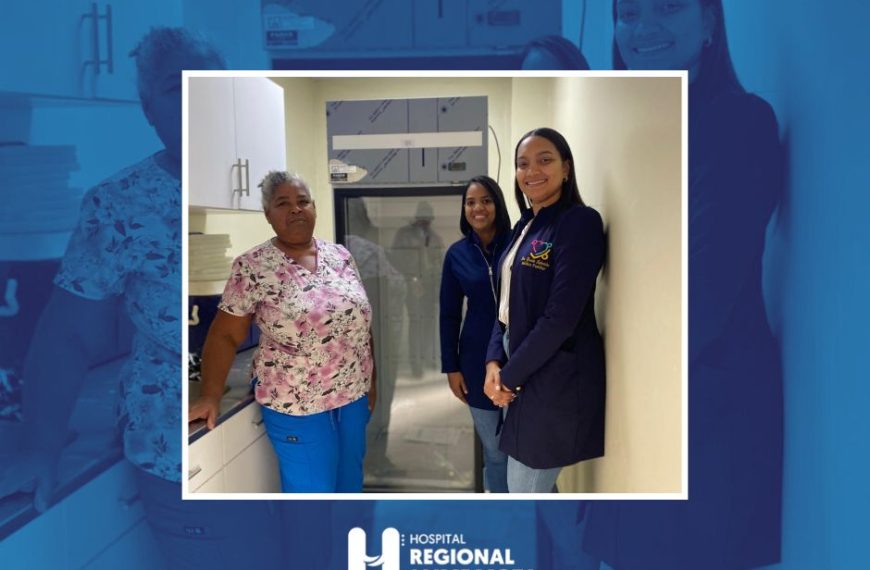 Hospital Regional Universitario Jaime Mota fortalece cadena de fr&iacute;o con entrega de nueva nevera al &Aacute;rea de Vacunaci&oacute;n